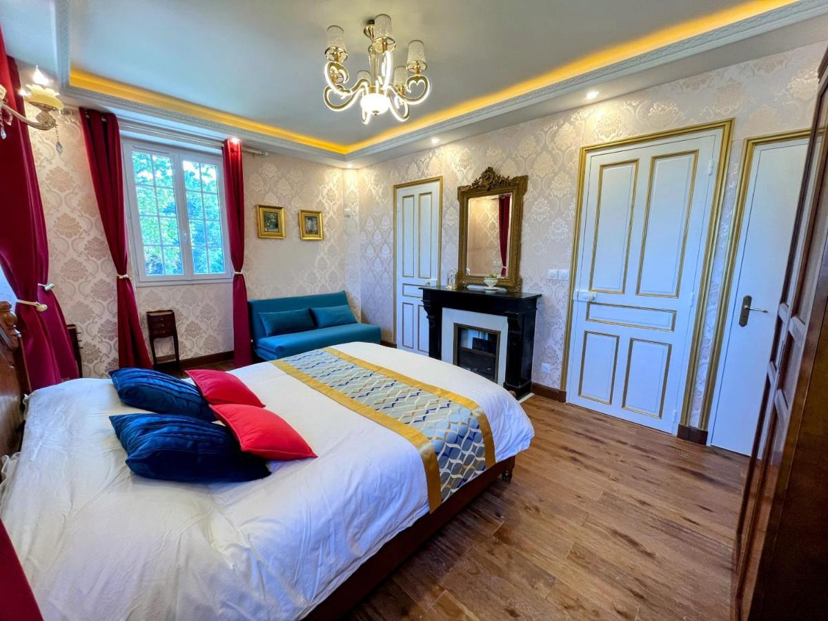 Chateau De Moliens Екстериор снимка